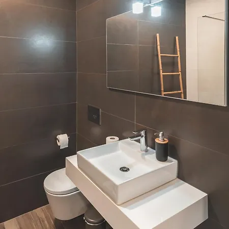 Hostel Paredes Surf House *