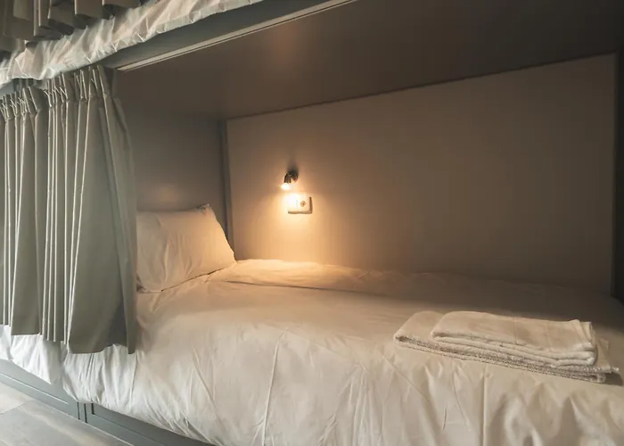 旅馆 Paredes Surf House 帕塔亚什